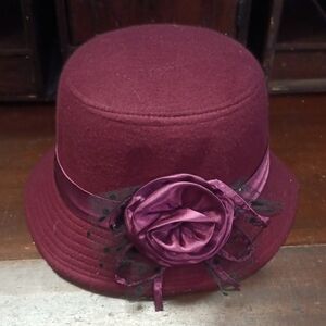 Elegant Vintage Burgundy Women's Hat with Floral Accent
